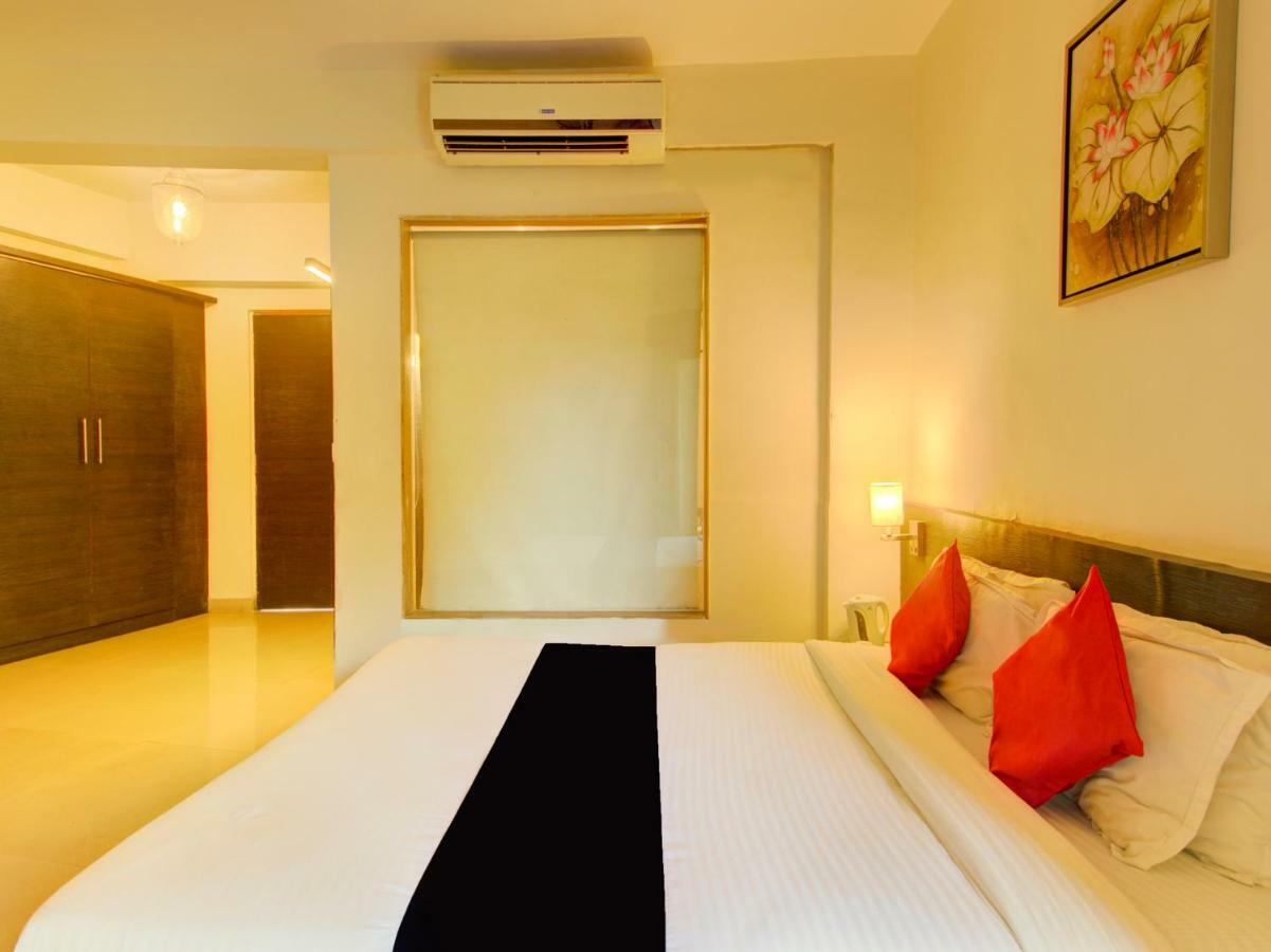 ホテルCapital O 36727 Plush Retreat Dive エクステリア 写真