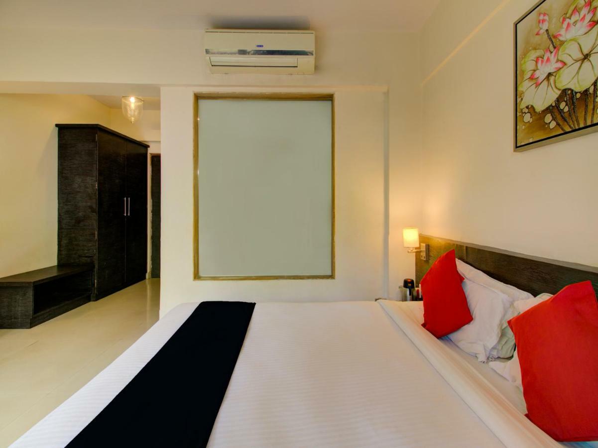 ホテルCapital O 36727 Plush Retreat Dive エクステリア 写真