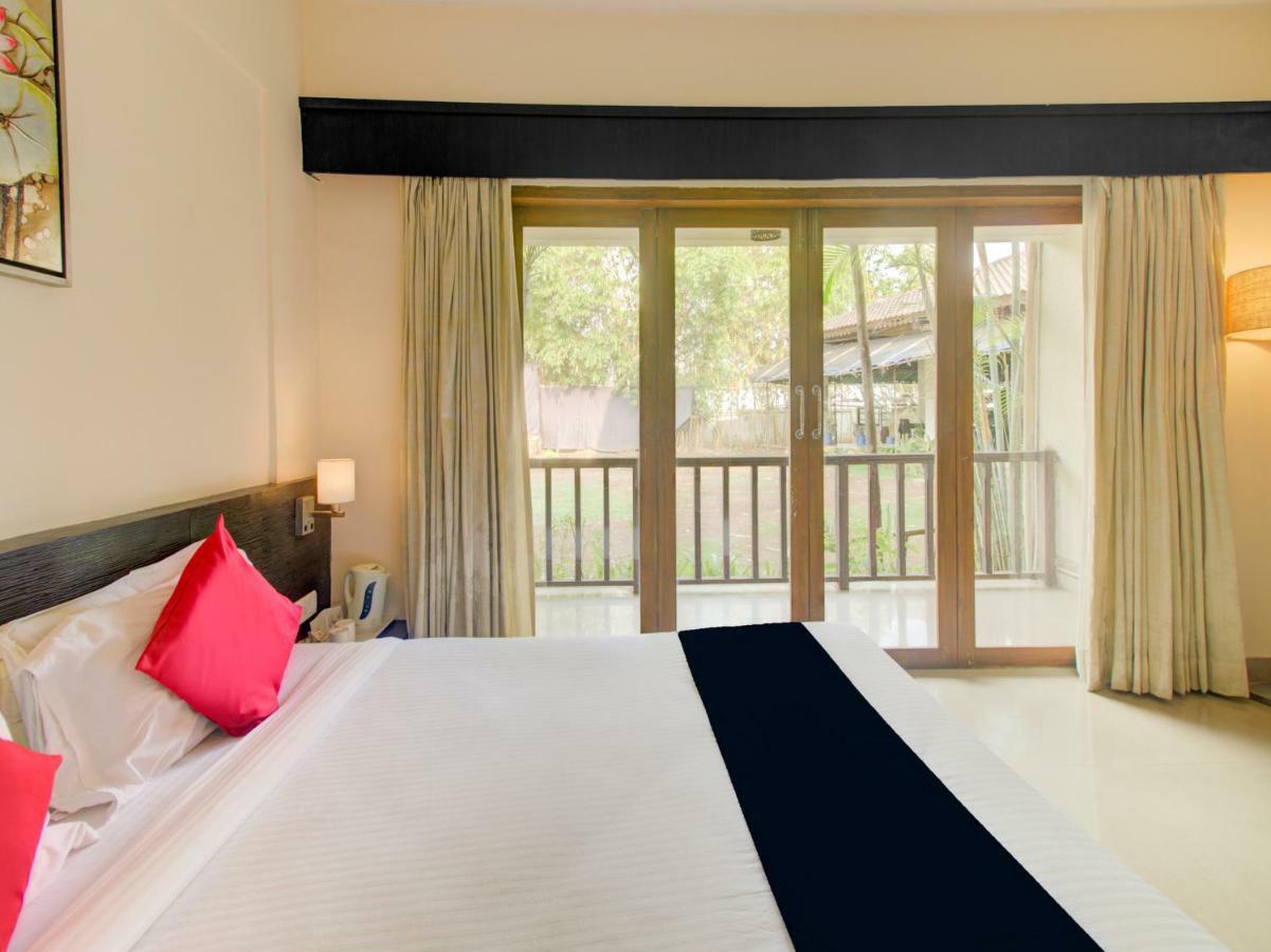 ホテルCapital O 36727 Plush Retreat Dive エクステリア 写真